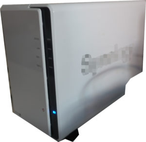 NAS (network attached Storage)